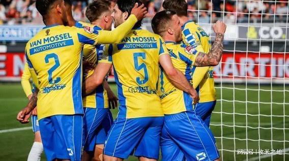 表现足以引 表现足以引