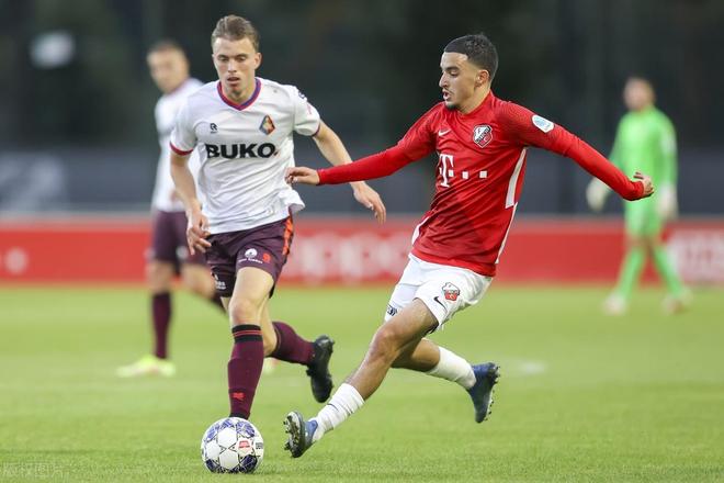 同样令人惊 同样令人惊