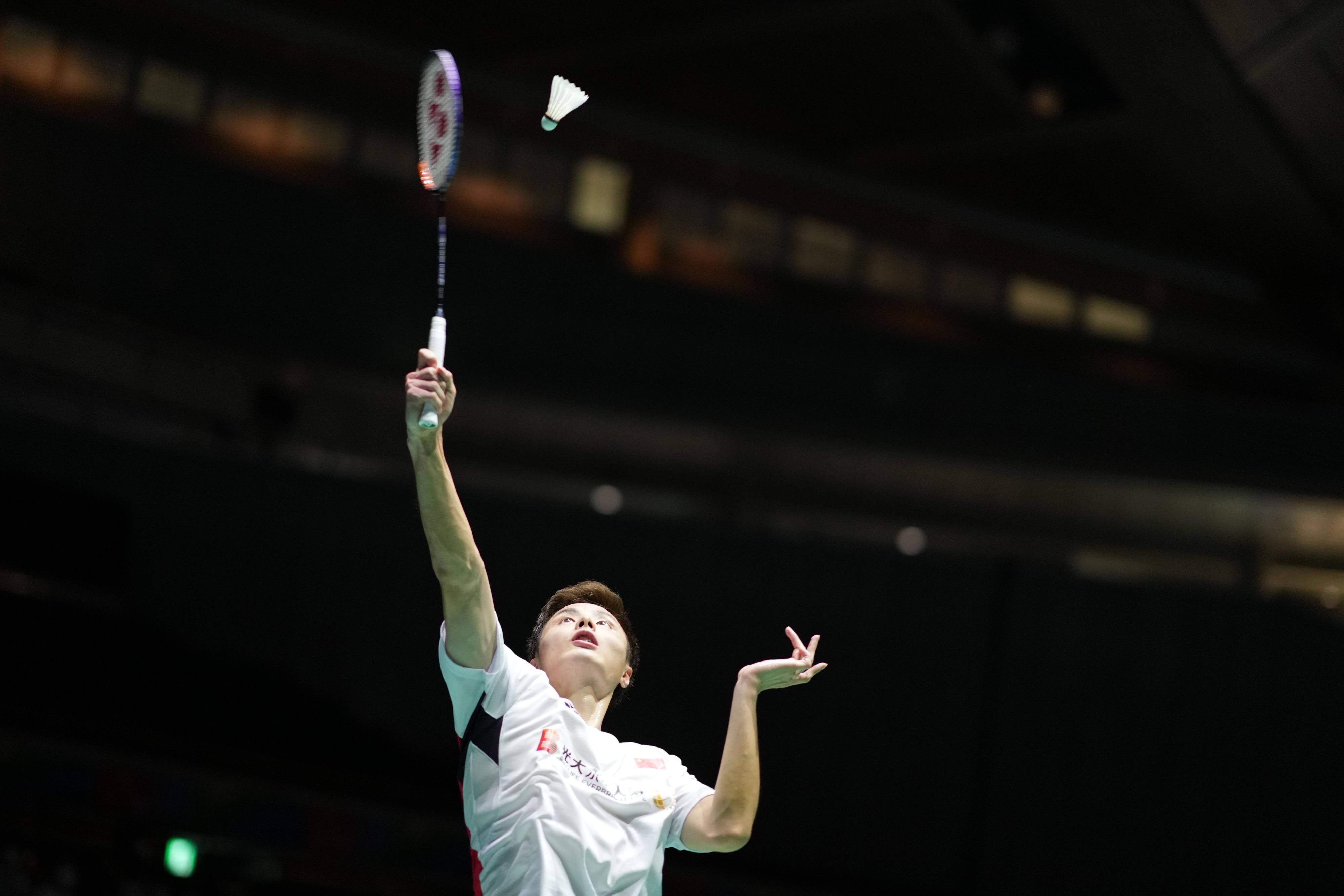 以其卓越的 以其卓越的