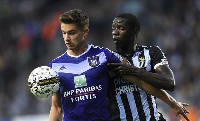 也体现在彼 也体现在彼