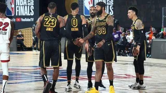 亚洲国家呈 亚洲国家呈